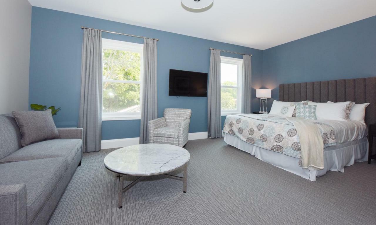 124 On Queen Hotel & Spa Niagara-on-the-Lake Eksteriør bilde A room at the Inn at the Opera